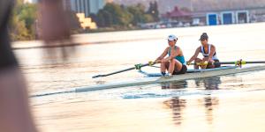 women rowing